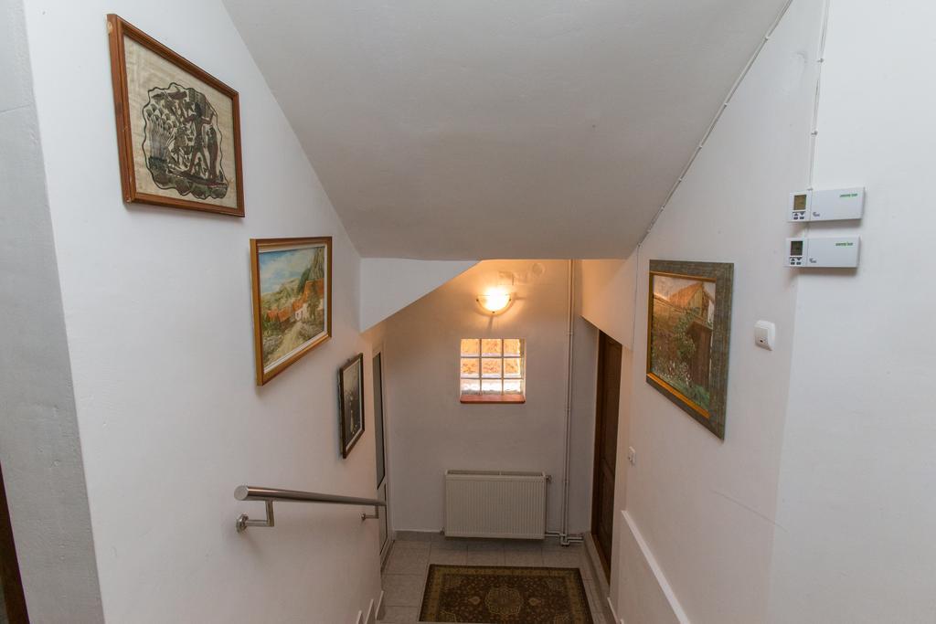 Casa Tudor ทูร์ดา ภายนอก รูปภาพ